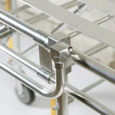 İlk yardım malzemeleri yüksek binalar acil durum merdiven taşıyıcısı kullanır