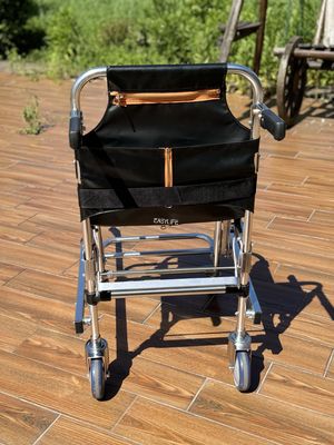 PVC kumaşlı katlanabilir kalınlaştırılmış alüminyum alaşımlı merdiven kaldırıcı 4 tekerlek ve 6 sapı