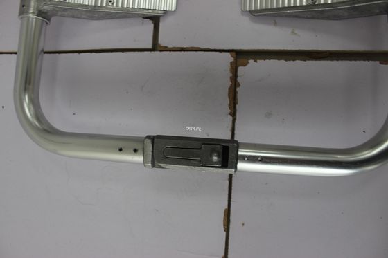 Elle Spinal İmmobilizasyon İçin 440MM 6CM Kepçe Katlanabilir Ambulans Sedyesi