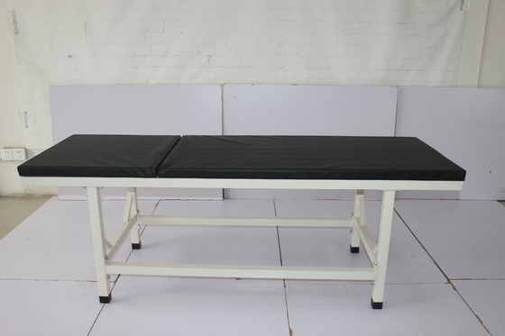 İyi bir fiyat. W650MM Jinekolojik Elektrikli Muayene Yatakları Hastane 240KG Düz Masa çevrimiçi